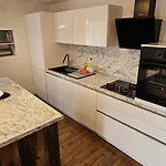 Melek Holiday home Stivan