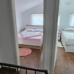 Melek *