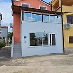 Melek Stivan